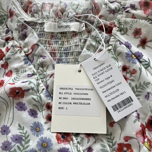 70/21 Ruffle Trim Floral Print Crop Top Womens Size Large with Puff Sleeves NWT - Picture 8 of 14